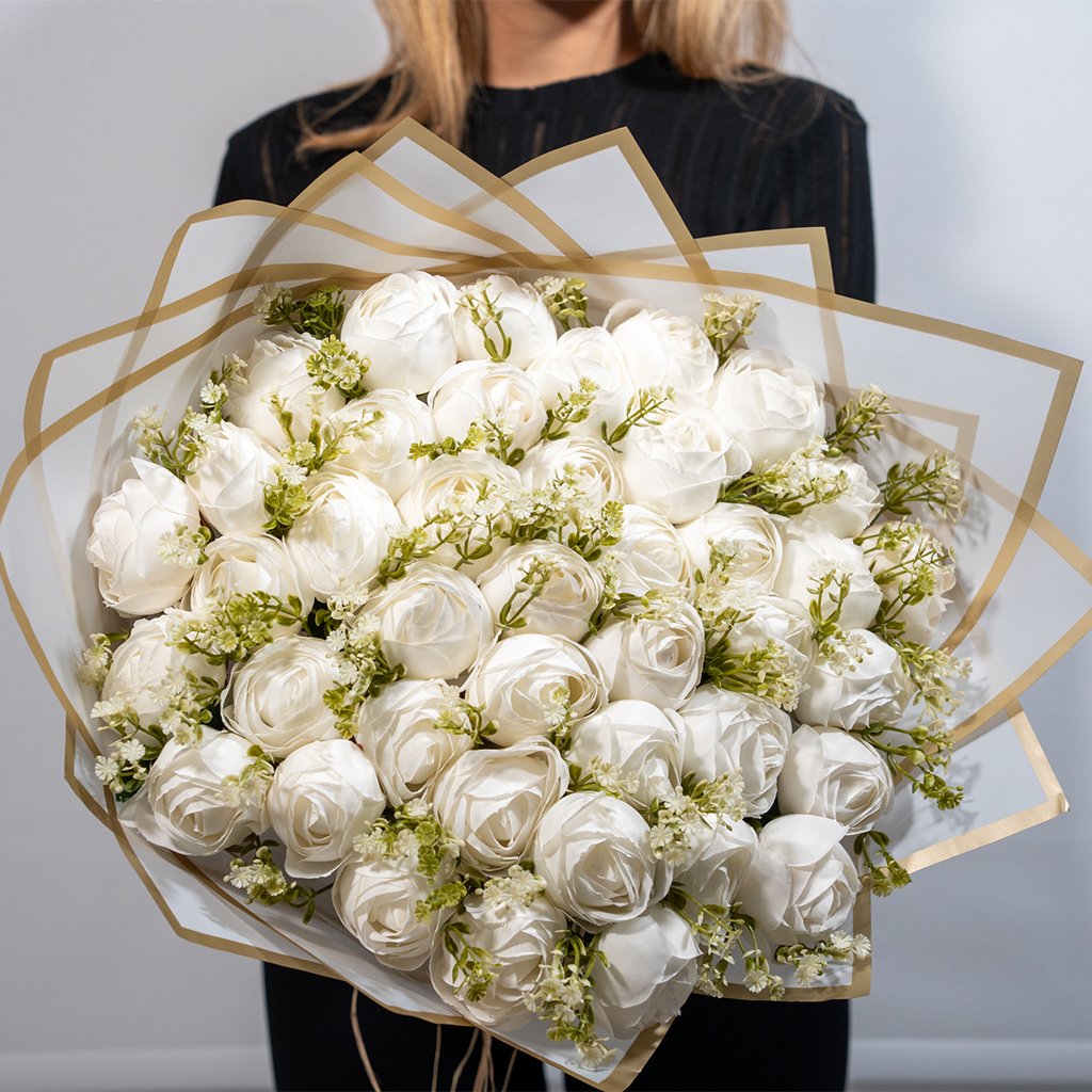 41'li Beyaz Şakayık Buketi